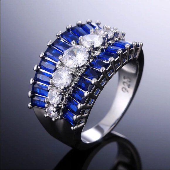 New Luxury 925 Silver Sapphire Beautiful Ring - Picture 5 of 6